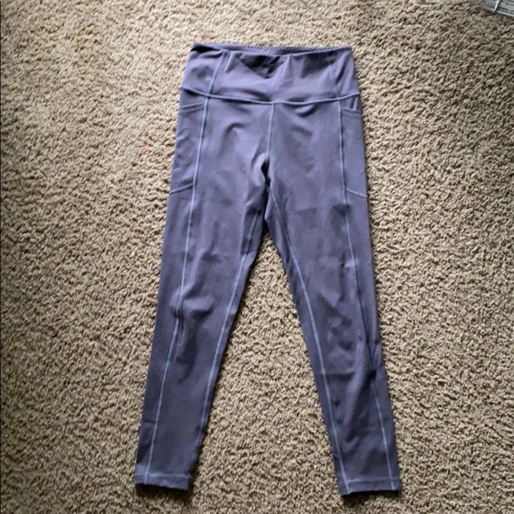 Victorias Secret Incredible Essential leggings